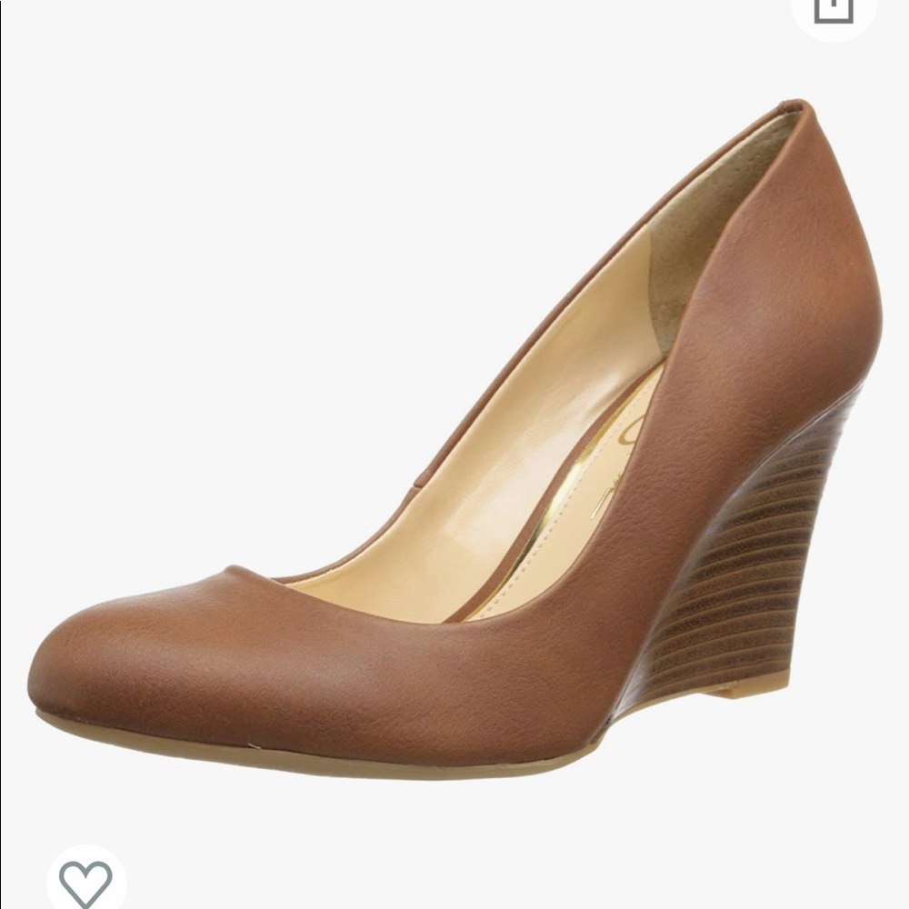 Jessica Simpson Wedge Pump in Almond